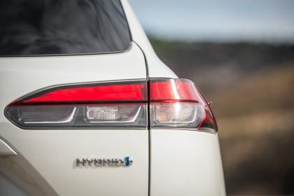 Test: Toyota Corolla Cross 2.0 Hybrid AWD 196Ps